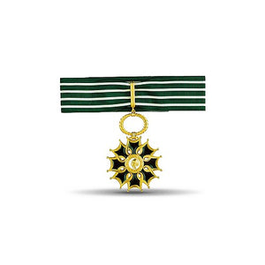 Médaille des Arts et des Lettres, Commandeur